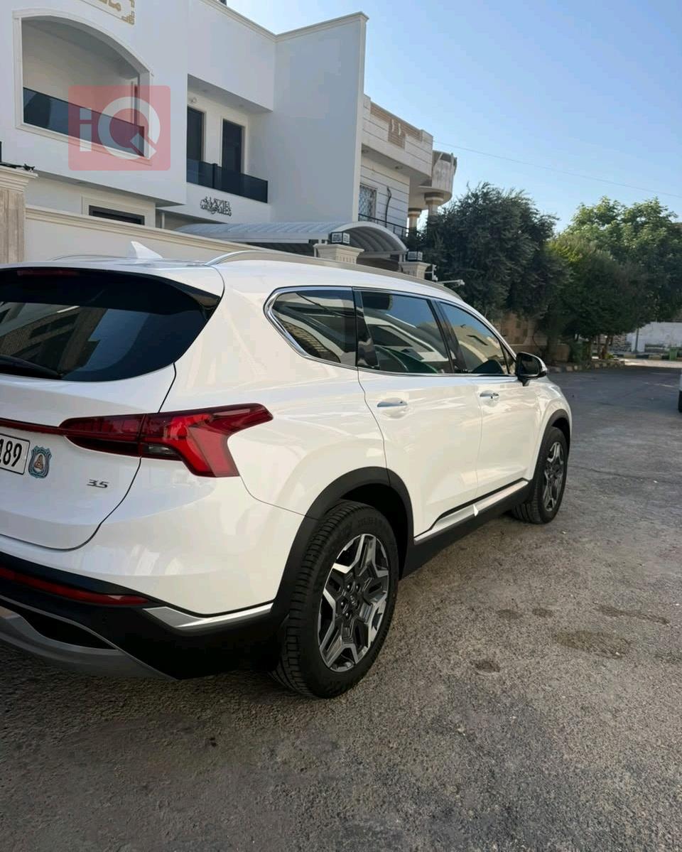هيونداي سانتافي